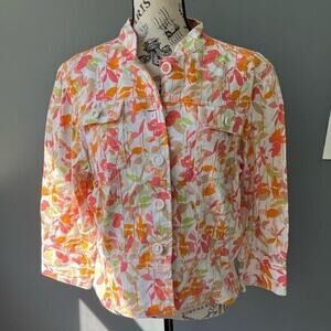 Hearts of palm slightly cropped floral button up collared jacket